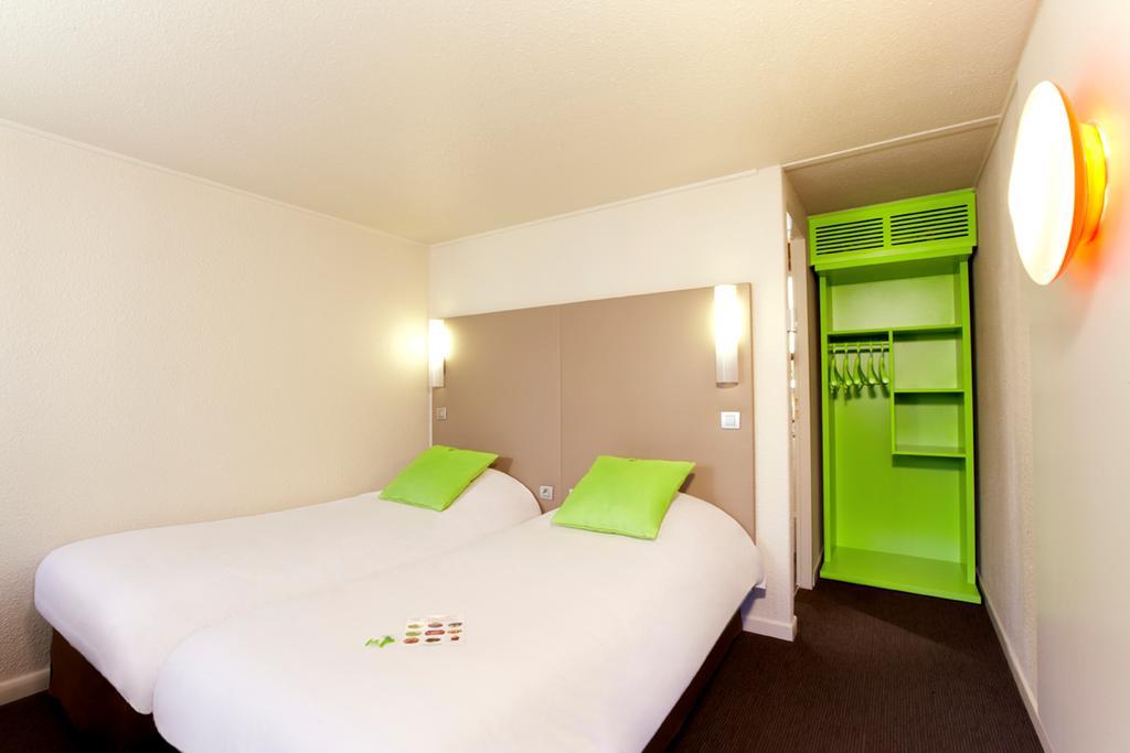 ก็องปานีล ล็องส์ Hotel ภายนอก รูปภาพ
