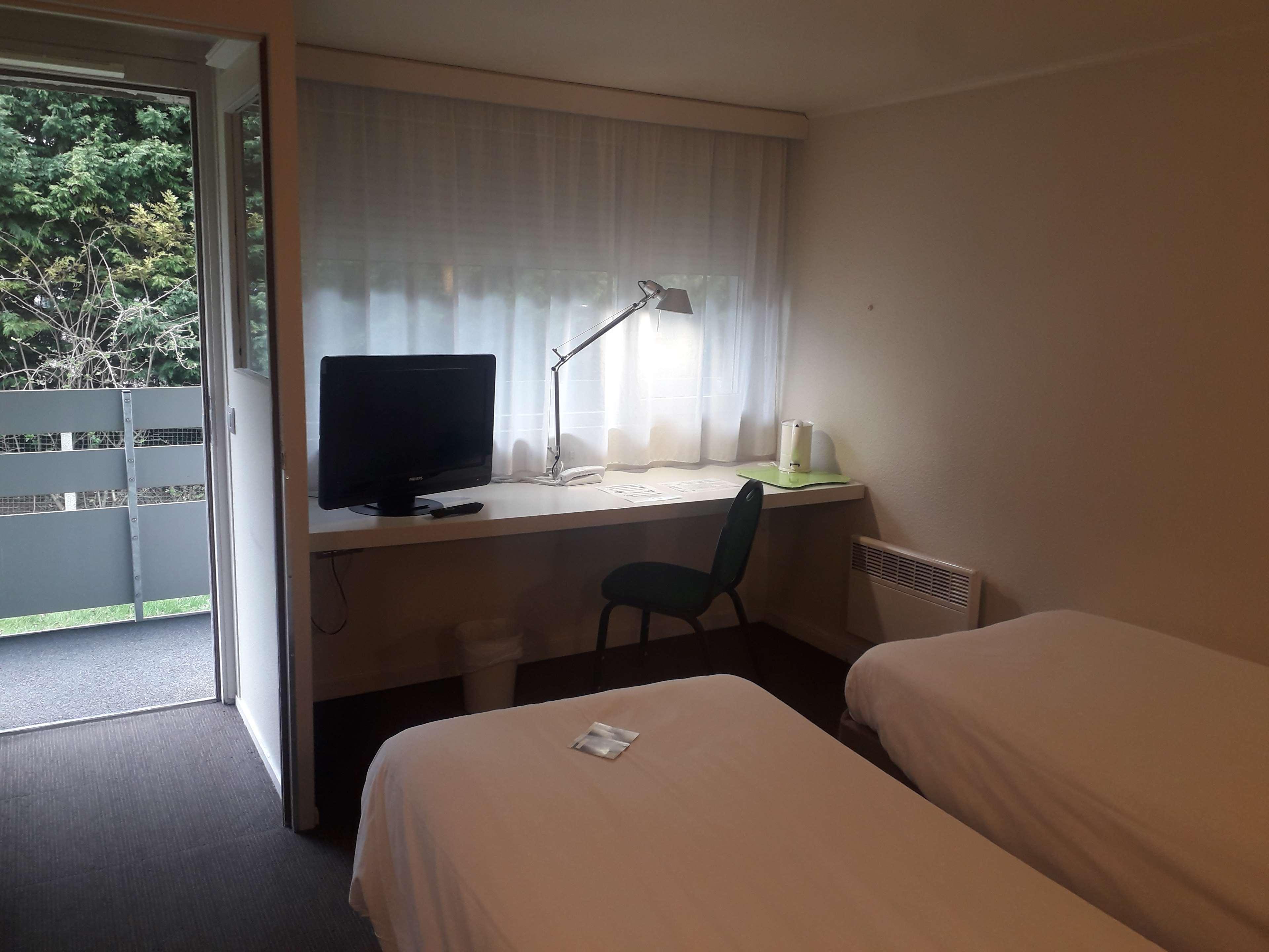 ก็องปานีล ล็องส์ Hotel ภายนอก รูปภาพ